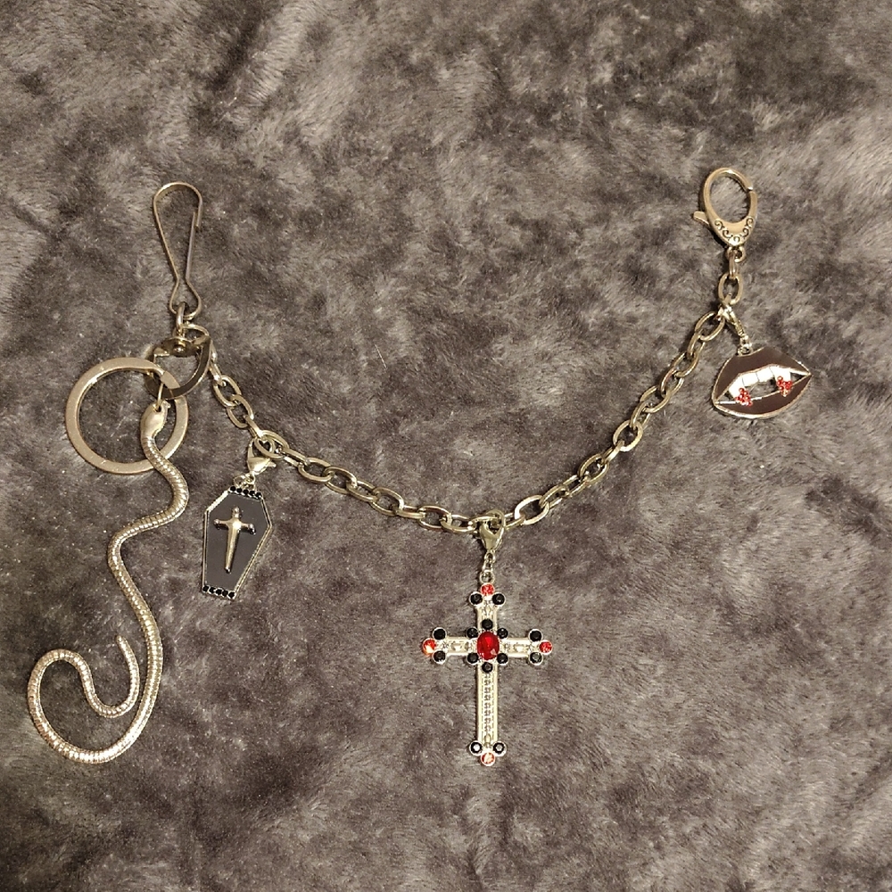 PURSE JEWELRY HALLOWEEN THEME . SILVER , 11 Inch Handmade